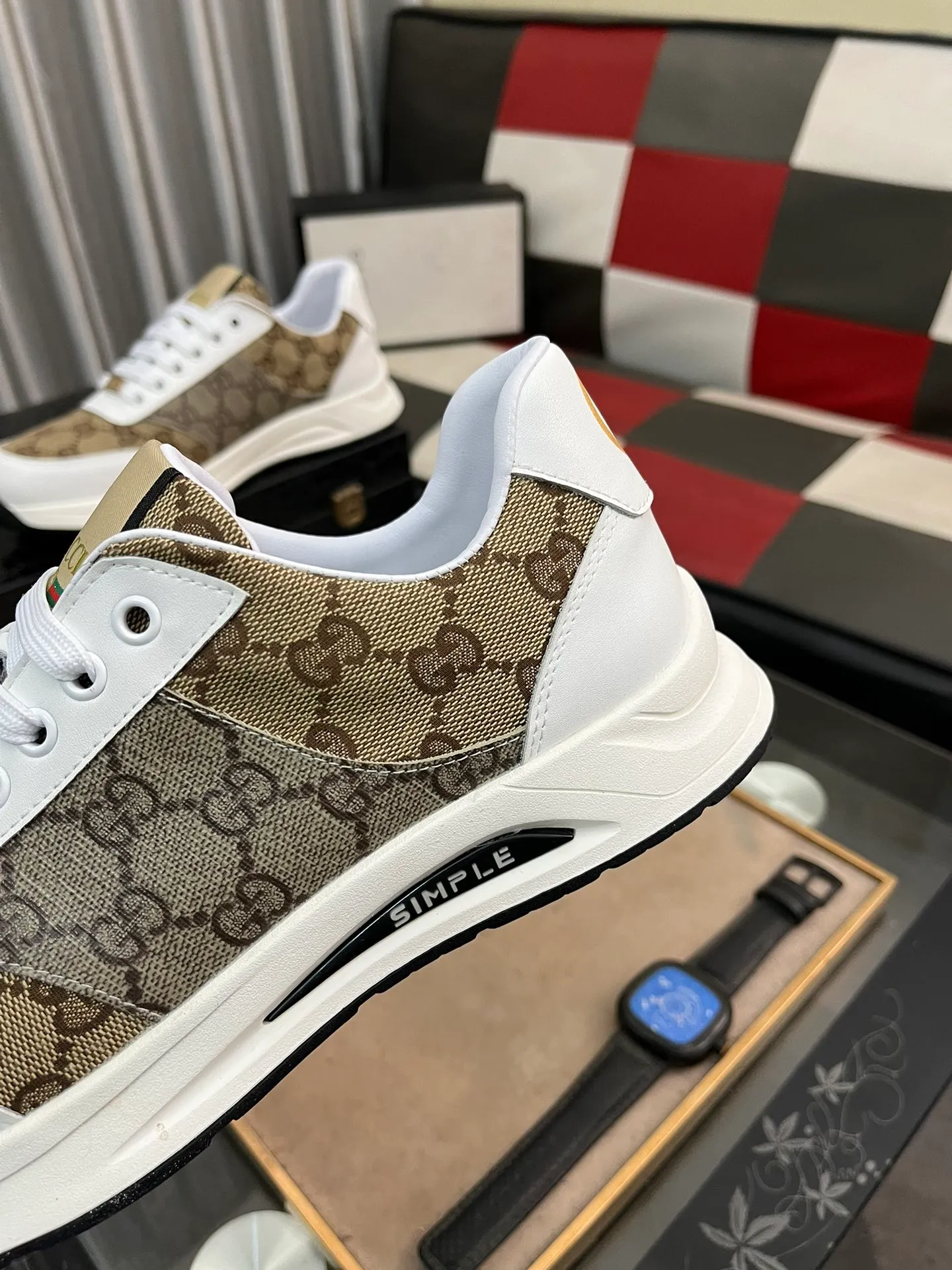 Men's Men's Shoes 💰420 ⌚️⌚️[GUCCI] Gucci men's casual shoes are absolutely popular 🔥The ultimate matching item for trendy men! Irresistible charm of super texture, the main recommendation, the upper is made of high-quality cowhide + breathable fabric, sheepskin feet, wear-resistant rubber sole, noble and elegant! Extremely comfortable🎁🎁You can be as handsome as you want💪 Size: 38-44!